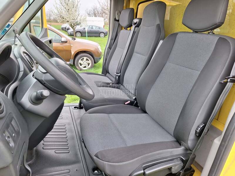 Renault Master 2.3 dci rampa