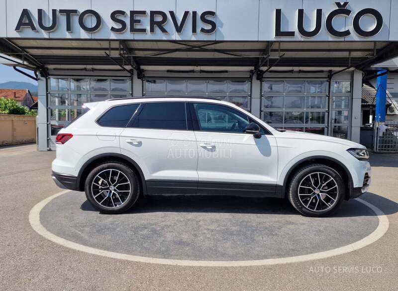 Volkswagen Touareg 3.0 TDI 4X4