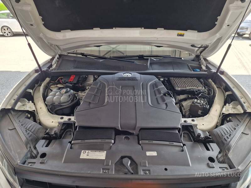 Volkswagen Touareg 3.0 TDI 4X4