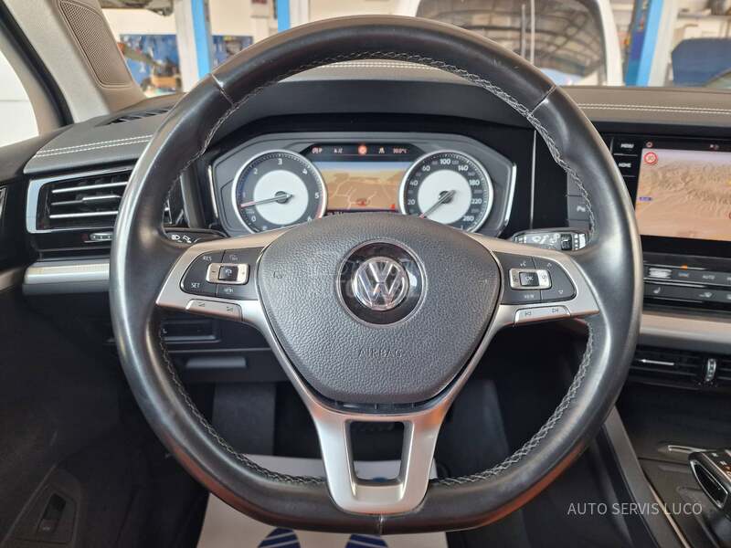 Volkswagen Touareg 3.0 TDI 4X4