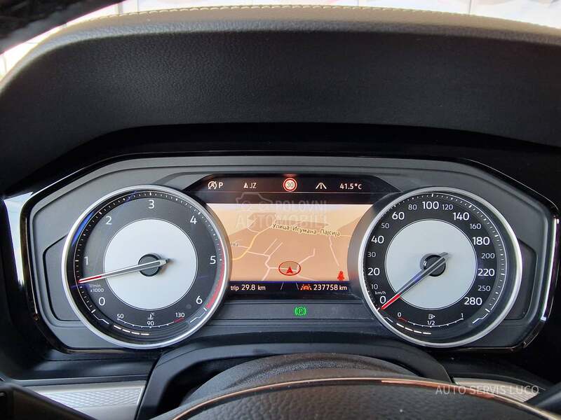 Volkswagen Touareg 3.0 TDI 4X4