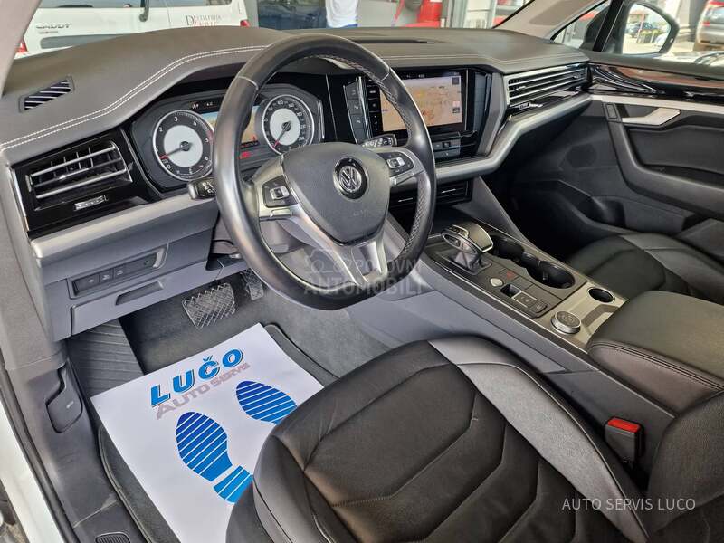 Volkswagen Touareg 3.0 TDI 4X4