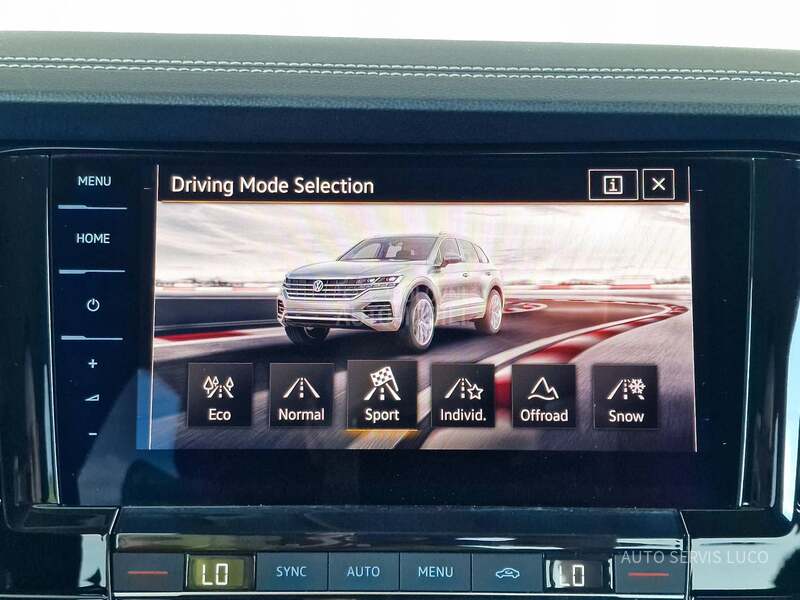Volkswagen Touareg 3.0 TDI 4X4