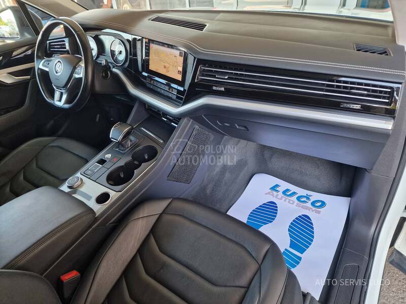 Volkswagen Touareg 3.0 TDI 4X4