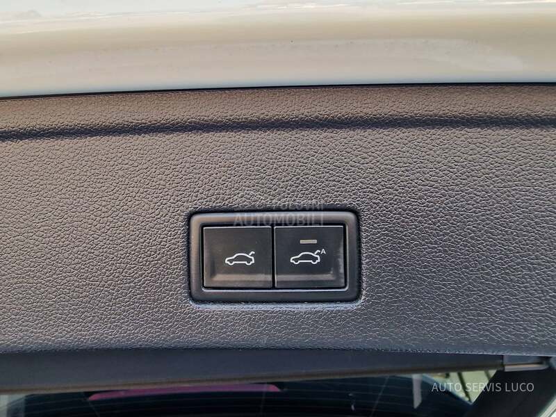 Volkswagen Touareg 3.0 TDI 4X4
