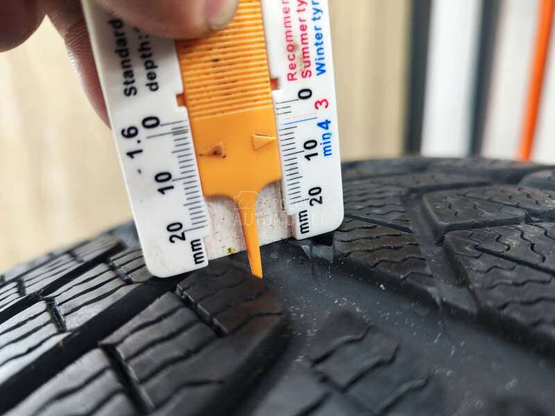 Pirelli 235/35 R19 Zimska