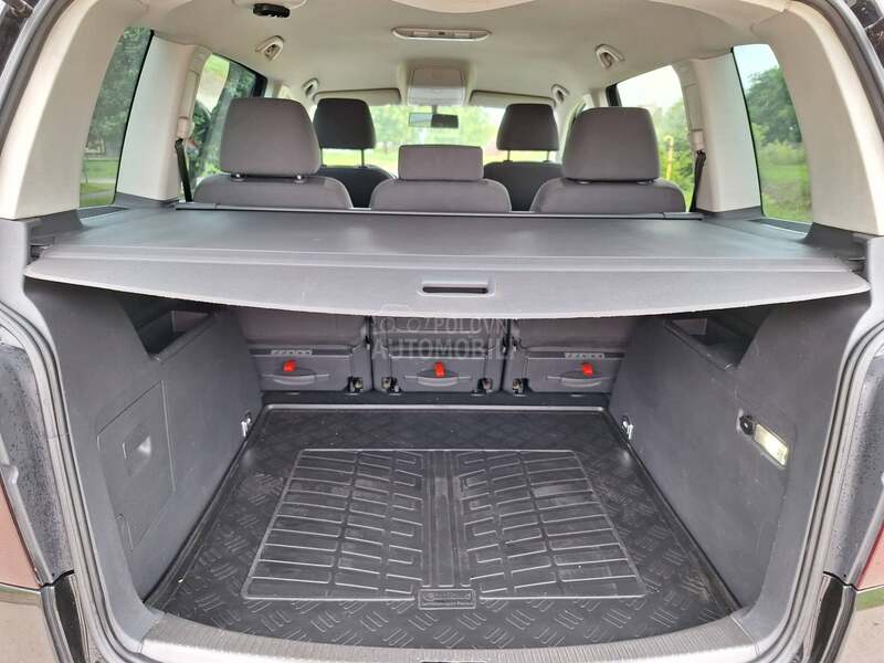 Volkswagen Touran 1.9 TDI,TOOP AUUTO
