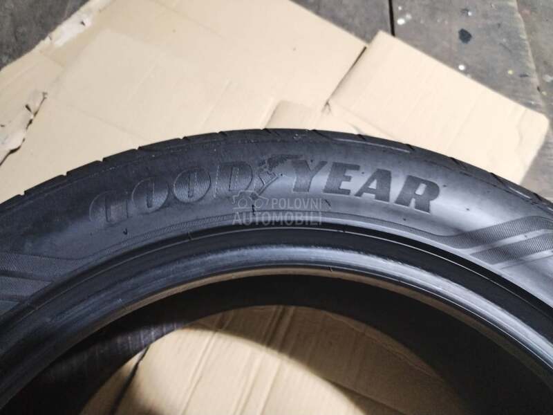 Goodyear 225/50 R17 Letnja