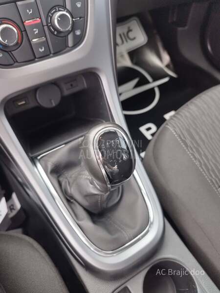 Opel Astra J 1.4