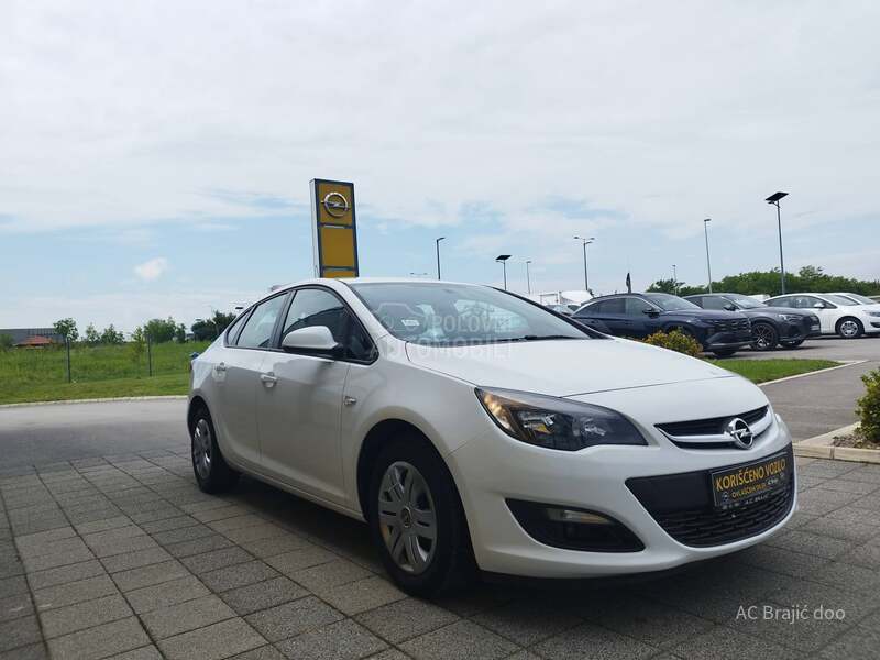 Opel Astra J 1.4