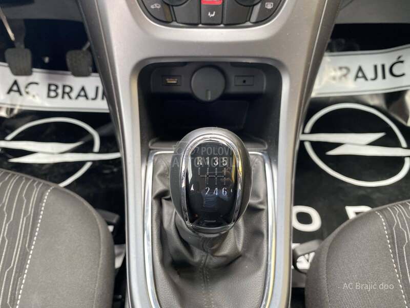 Opel Astra J 1.4 140 HP TNG