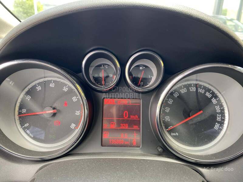 Opel Astra J 1.4 140 HP TNG