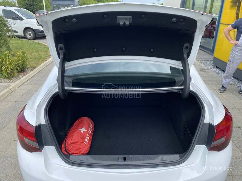 Opel Astra J 1.4 140 HP TNG