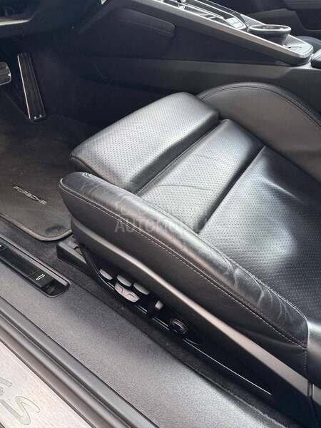 Porsche 911 992 4S All Black
