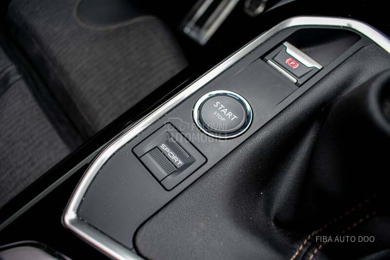 Peugeot 3008 1.2Turbo GT LINE