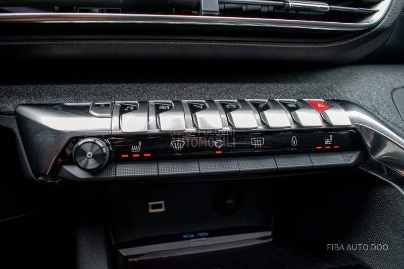 Peugeot 3008 1.2Turbo GT LINE