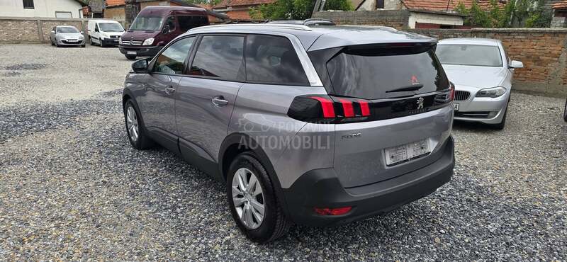 Peugeot 5008 1.6 blue-hdi