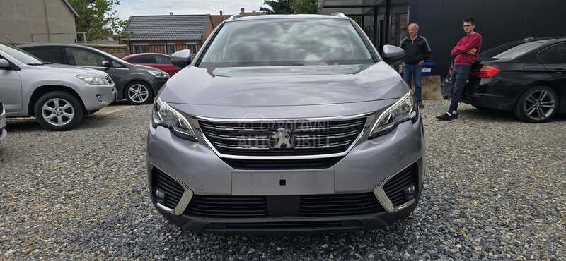 Peugeot 5008 1.6 blue-hdi
