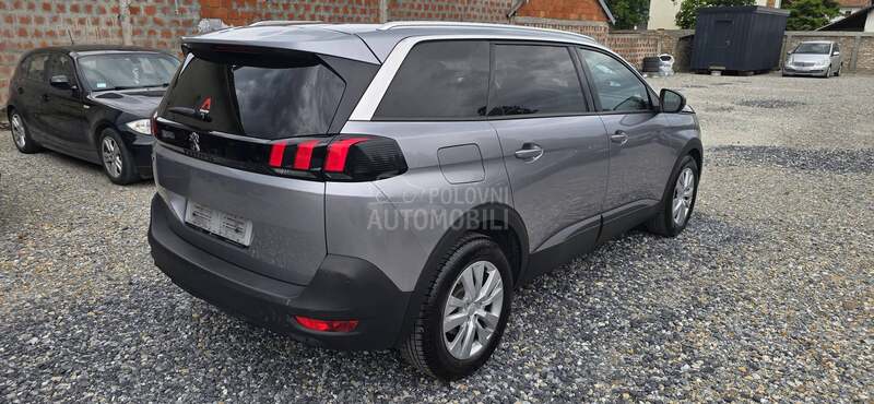 Peugeot 5008 1.6 blue-hdi
