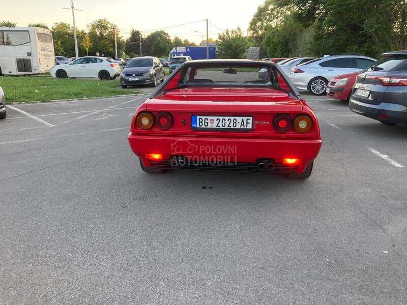 Ferrari Mondial