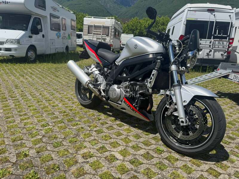 Suzuki sv 1000