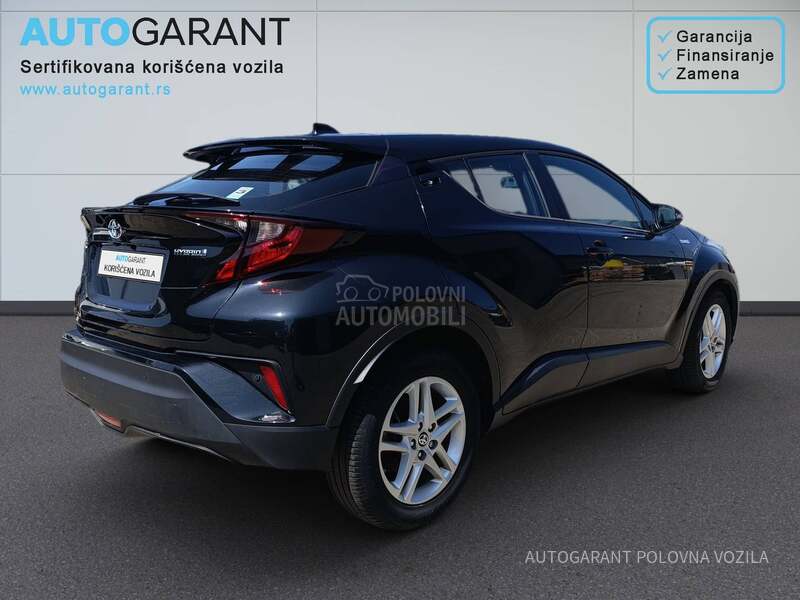 Toyota C-HR HYBRIDE 1.8 DYNAMIC