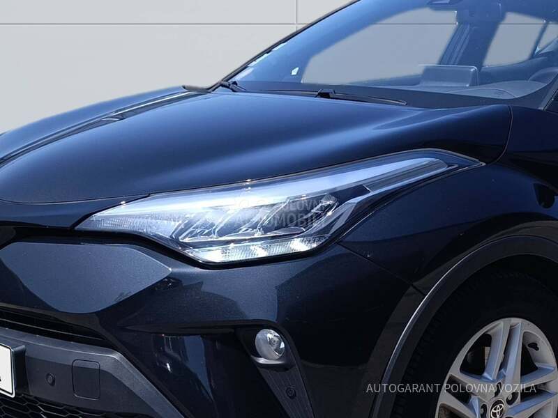 Toyota C-HR HYBRIDE 1.8 DYNAMIC