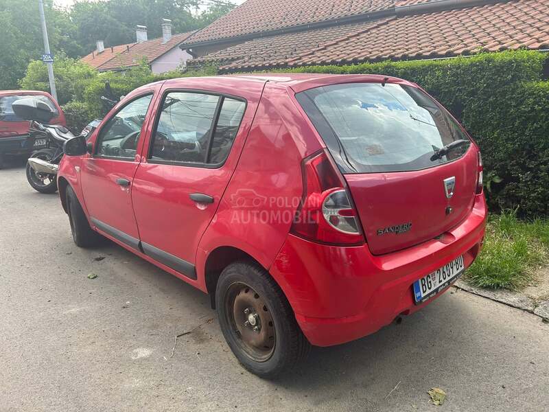 Dacia Sandero 
