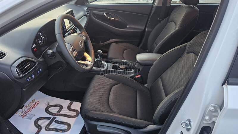 Hyundai i30 1.6 CRDI new mod