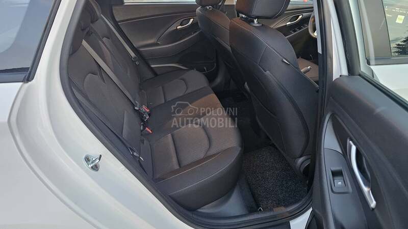 Hyundai i30 1.6 CRDI new mod