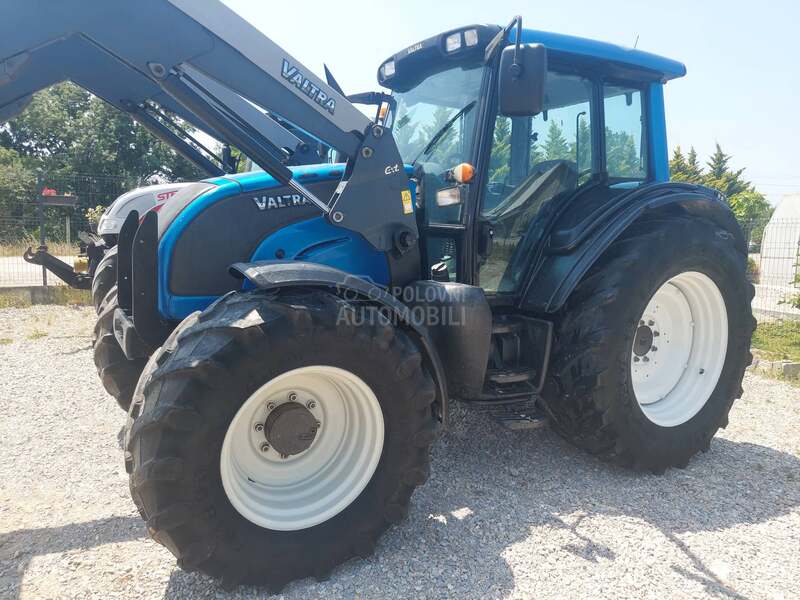Valtra N101 SA UTOVARIVACEM