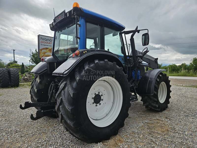 Valtra N101 SA UTOVARIVACEM