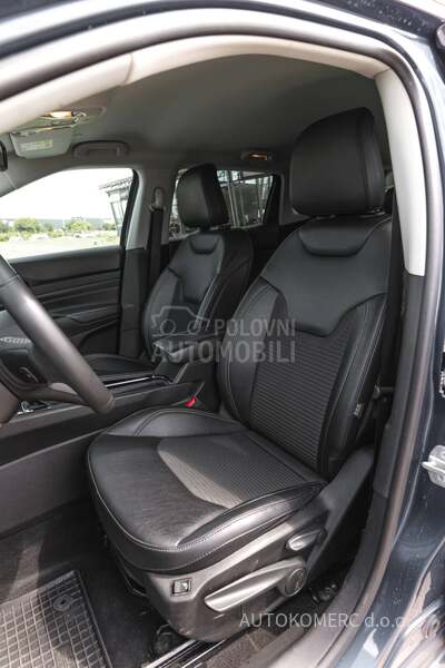 Jeep Compass 1.3 LIMITED