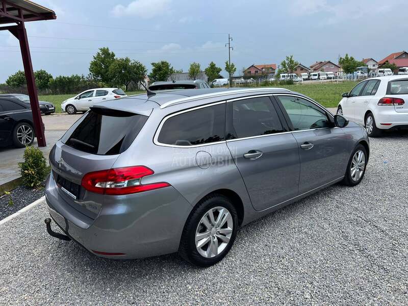 Peugeot 308 1.6 HDI nav/pan/kam