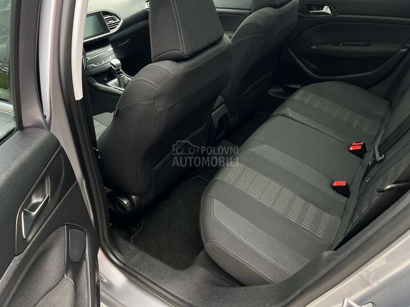 Peugeot 308 1.6 HDI nav/pan/kam