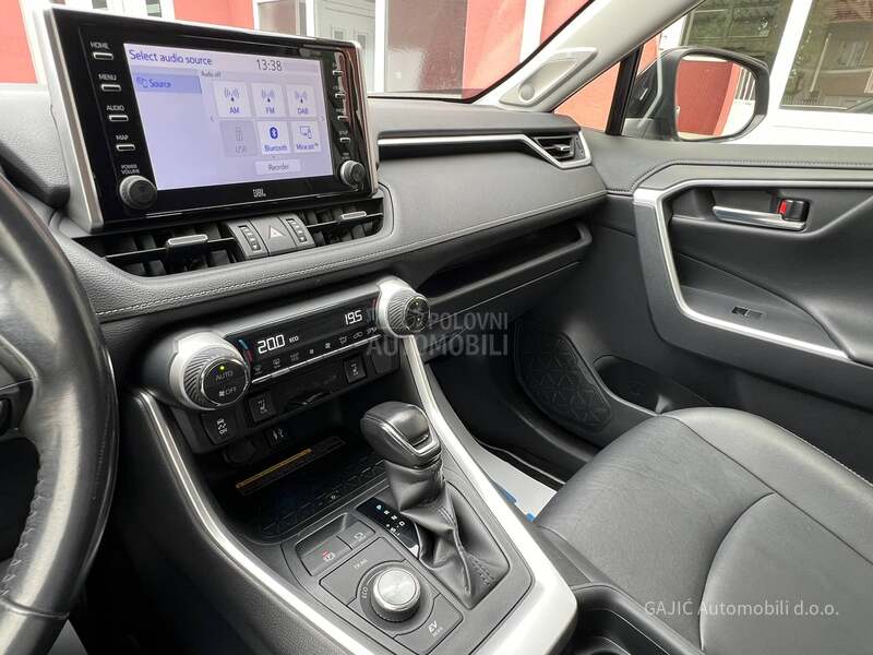 Toyota RAV 4 HYBRID 4x4