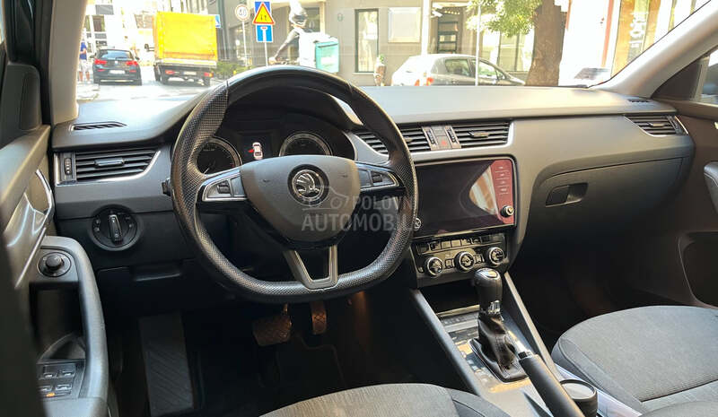 Škoda Octavia 1.6 DSG