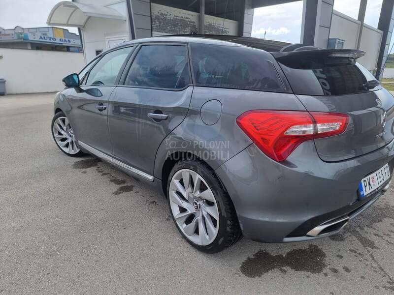 Citroen DS5 1.6 THP 200