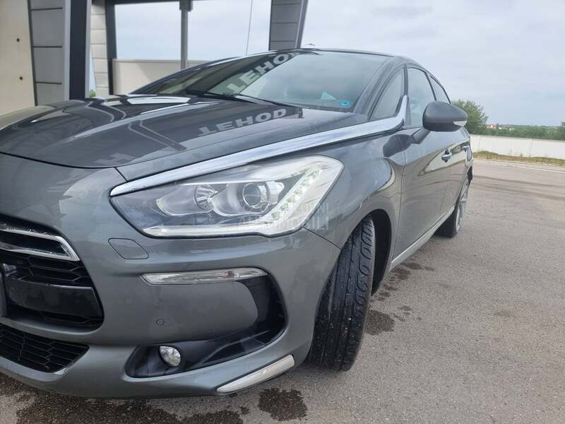 Citroen DS5 1.6 THP 200
