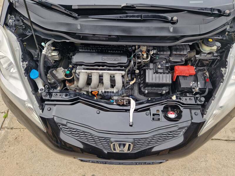 Honda Jazz 1.2 b.