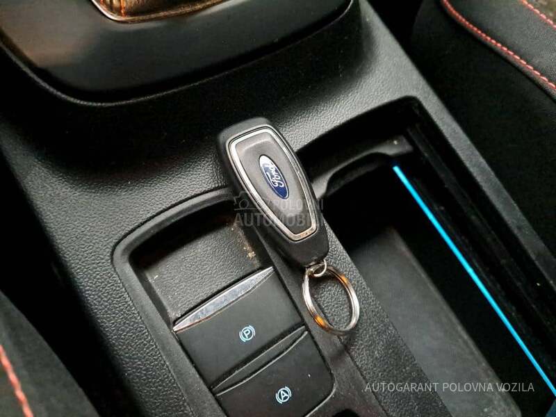 Ford Focus 1.5 TDCI ST LINE