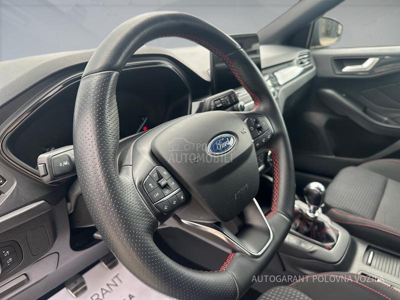 Ford Focus 1.5 TDCI ST LINE