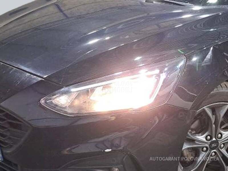 Ford Focus 1.5 TDCI ST LINE