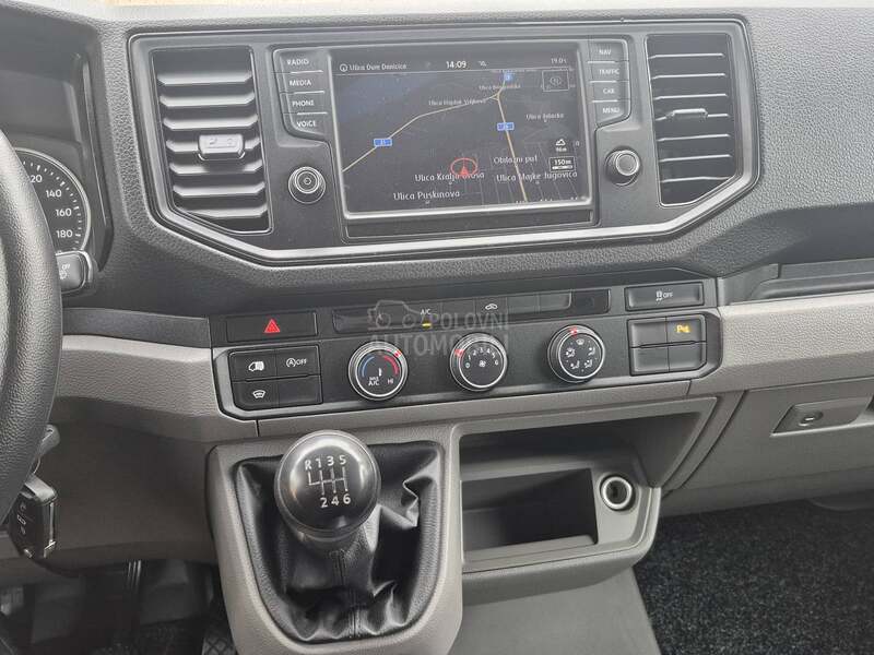 Volkswagen Crafter 2.0 TDI 177ks zadnja vuča