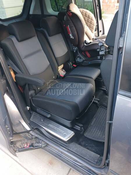 Mazda 5 2.0
