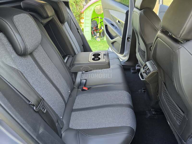 Peugeot 3008 1.2/AUT/ALLURE
