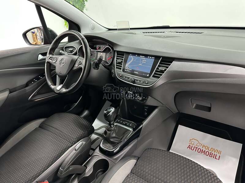 Opel Crossland X  1.2 INNOVATION