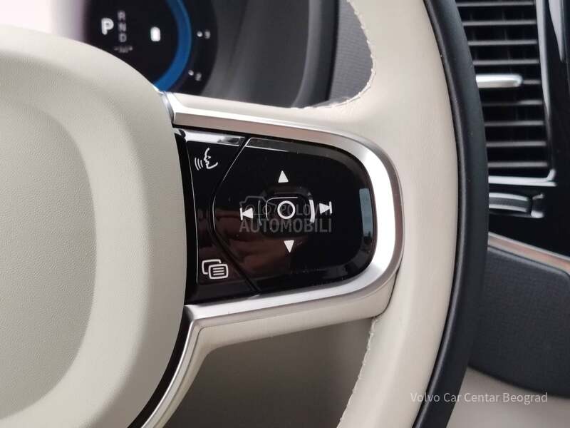Volvo XC90 2.0 B5 AWD CORE 7S