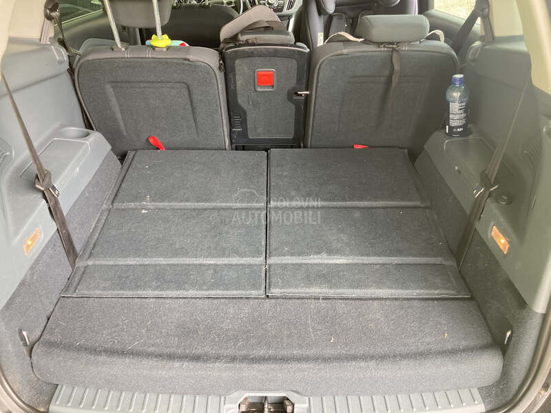 Ford Grand C-Max 1.6 182HP Titanium