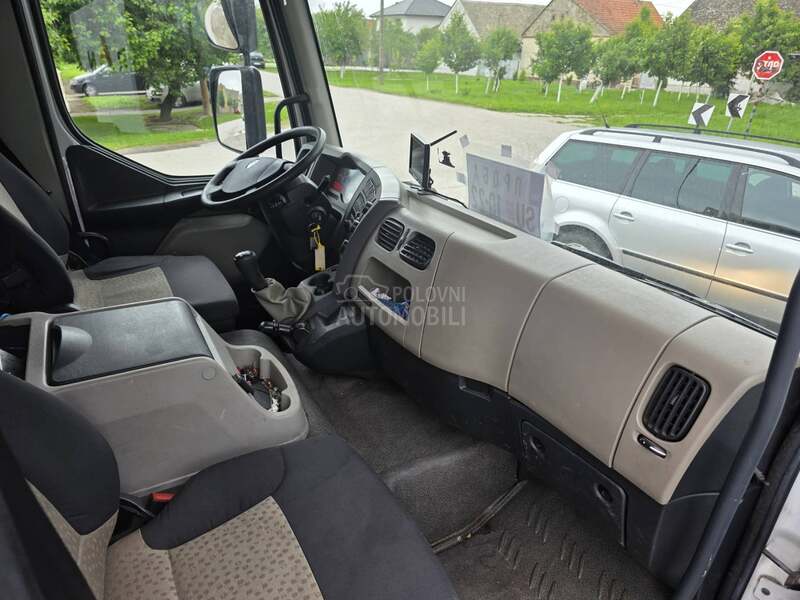 Renault midlum 220